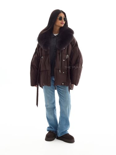 Пуховик летучая мышь шоколадного цвета с мехом