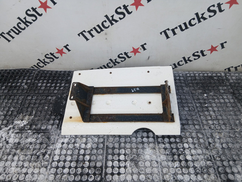 Крыло переднее левое задняя часть