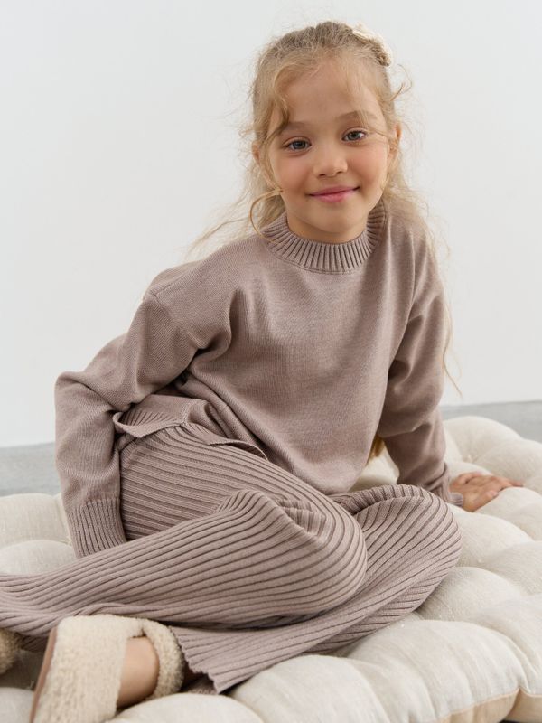 Комплект вязаный 