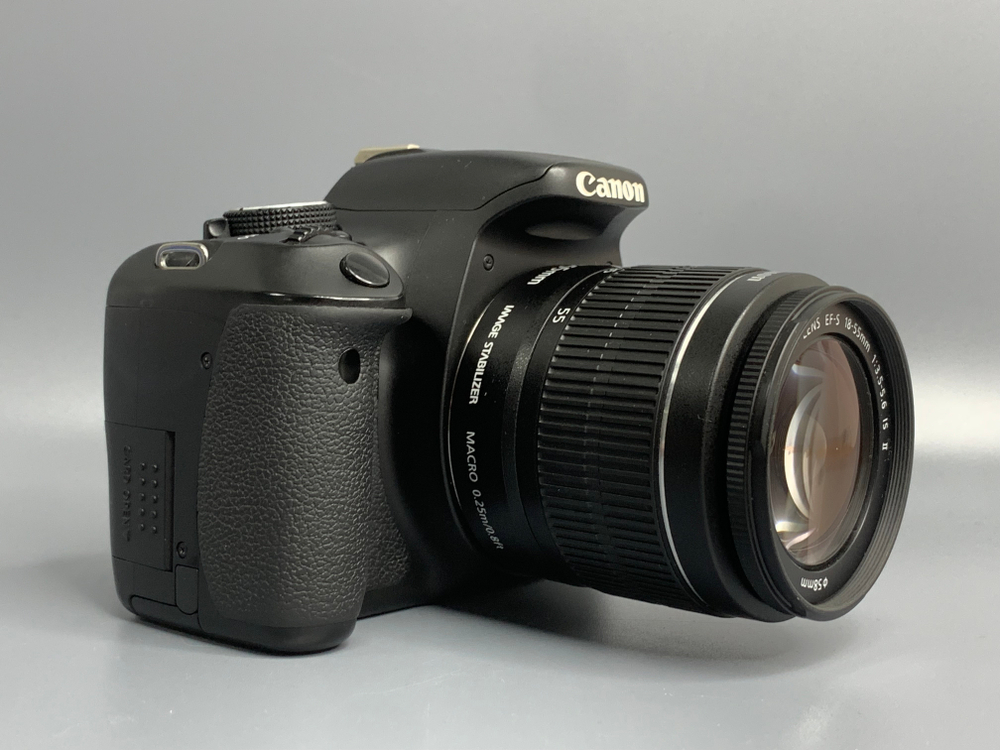 Canon 600D kit 18-55mm IS II 34.500 кадров