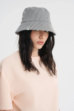 Панама в полоску