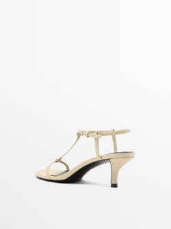 Massimo Dutti Босоножки на среднем каблуке с ремешками, кремовый