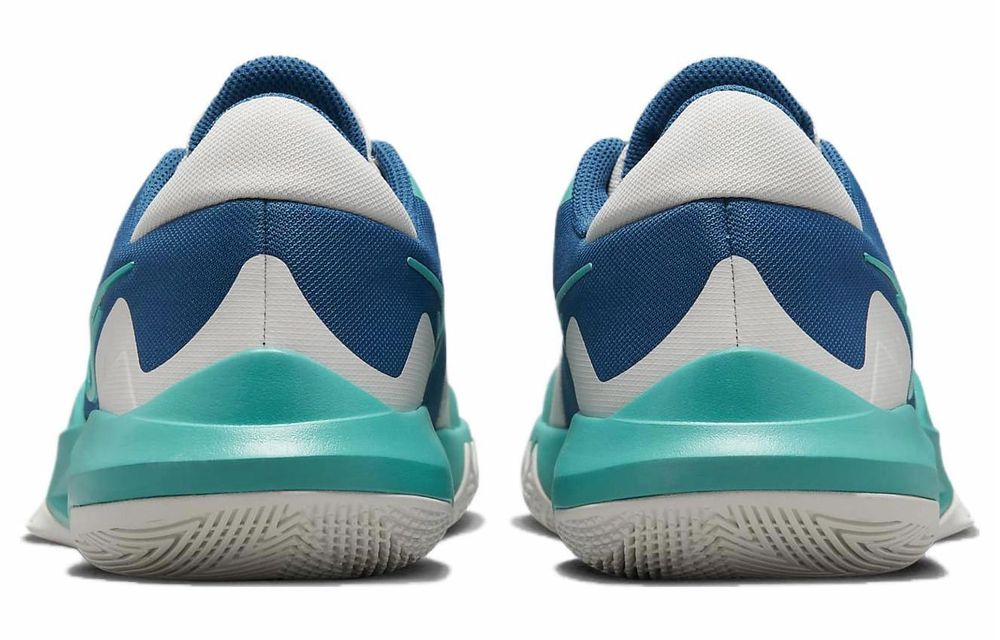 Кроссовки Nike Precision 6
