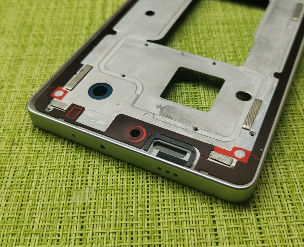 Tecno Camon 30 Pro (CL8) - рамка дисплея (корпус) + шлейф кнопок + кнопки + фиксатор (ORIG-SP)