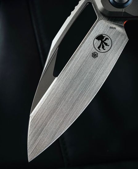 Нож складной Microtech Matrix - клинок из стали M390, рукоять - титан + карбон, стеклобой