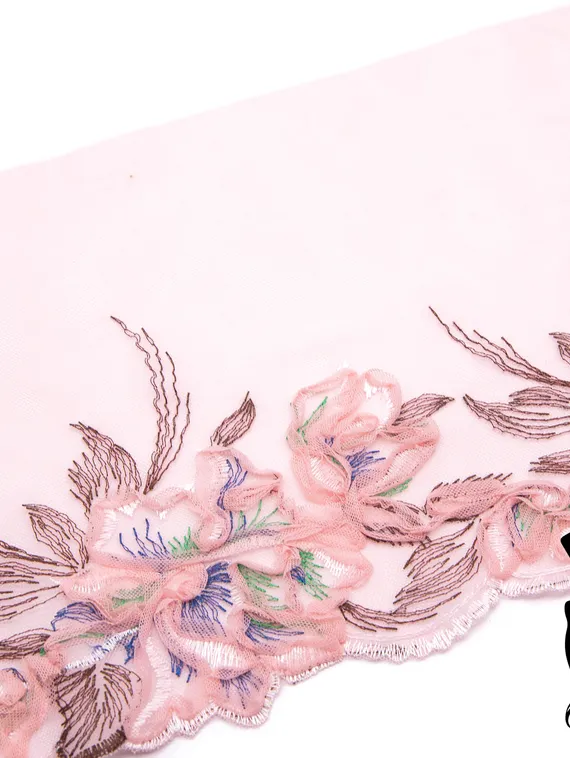 05-79 Вышивка на неэл. сетке 20 см, пудра/кофе (правая)