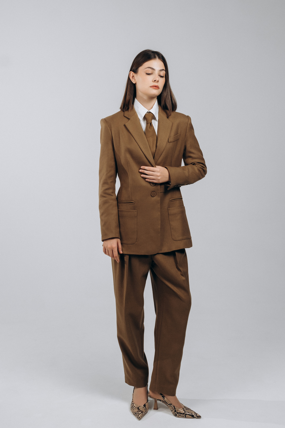 Брюки-каррот