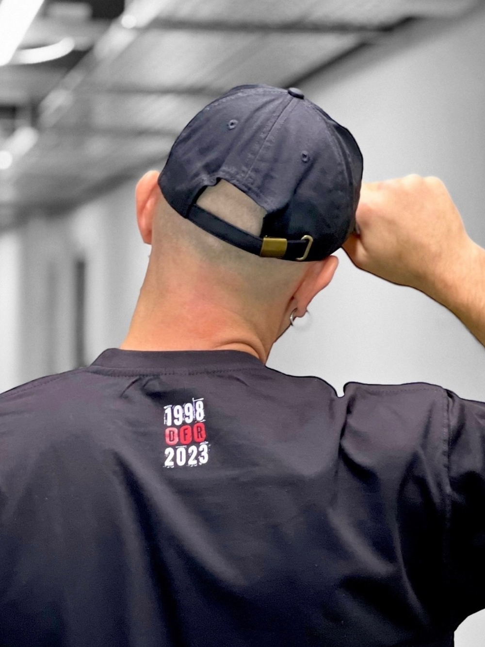 Бейсболка Dots Fam и Магнит - Знай Наших