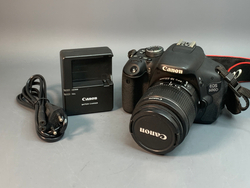 Canon 600D kit 18-55mm 3.5-5.6 III 6.400 кадров