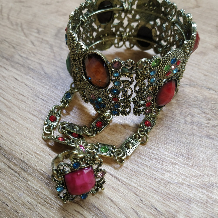 Браслет-слейв Овал с цирконами и муранским стеклом, цвет ассорти