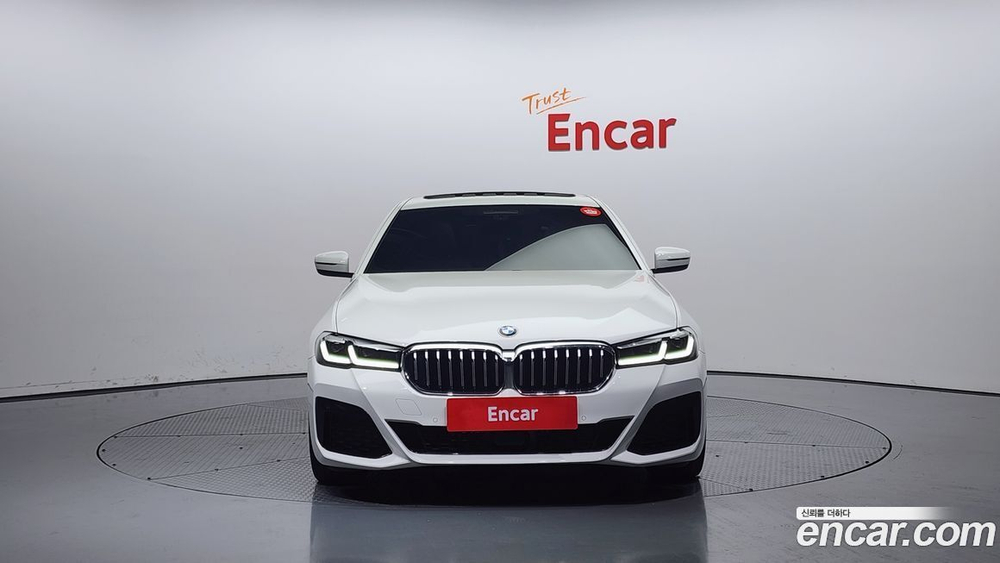 BMW 5 Series (G30) 520i M Sports (12.2020)