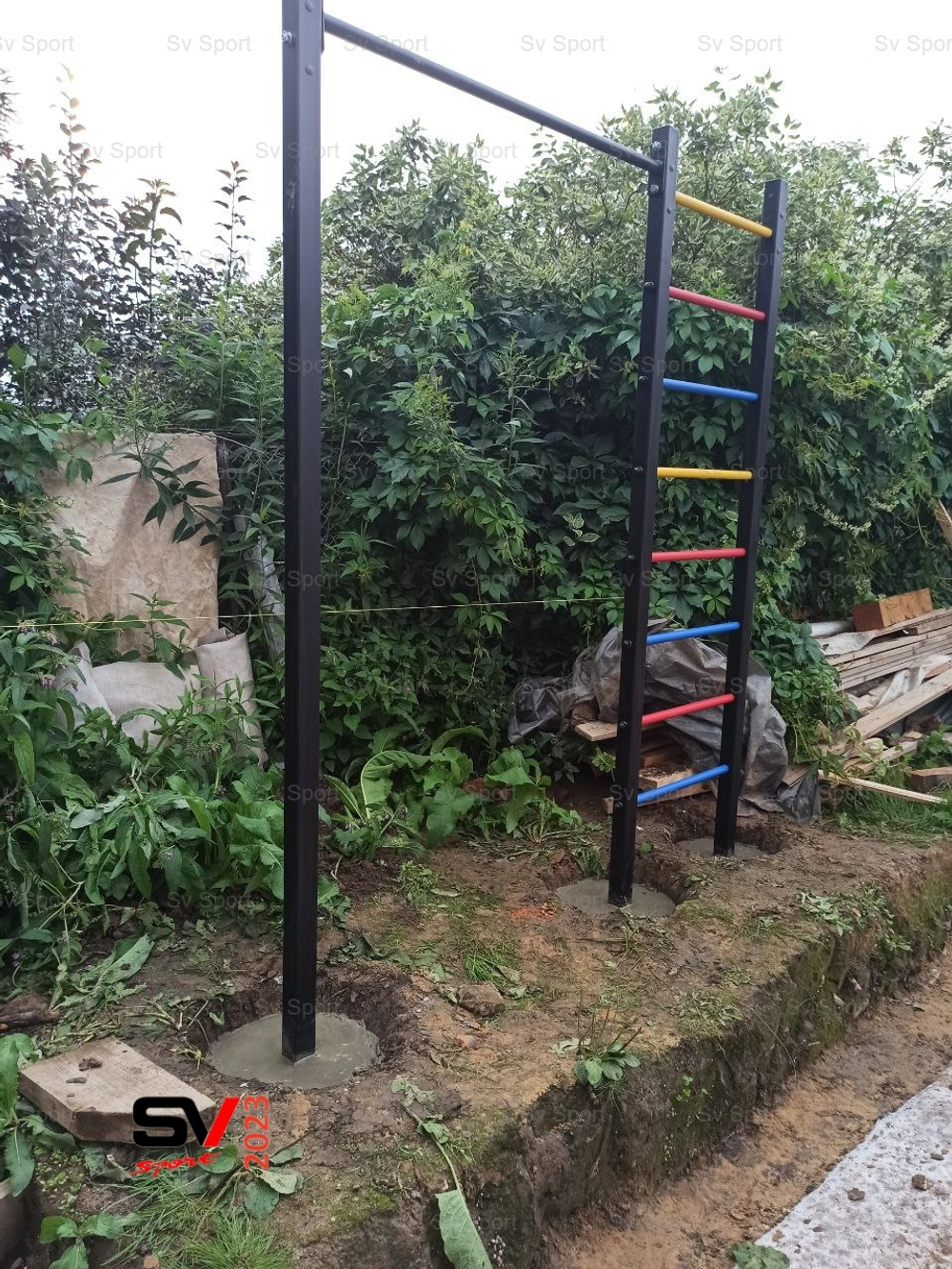 Монтаж уличной шведской стенки Sv Sport (3 вертикальных столба)