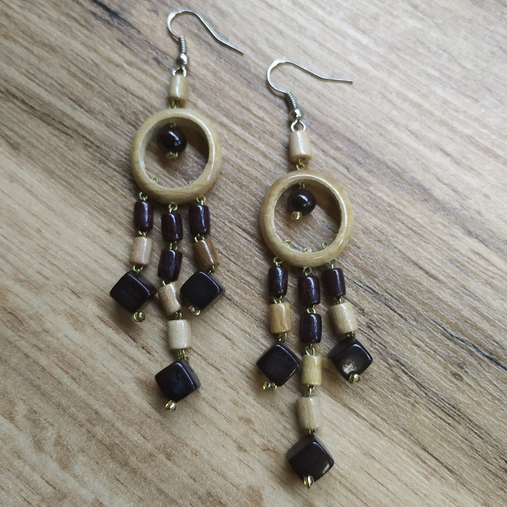 Серьги Кольцо 3 кубика дерево, светло-коричневый, вишневый, 19x65 мм