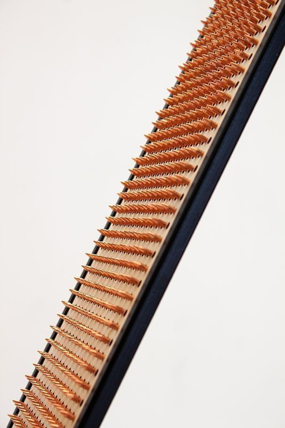 Доска садху Ом на мандале медные гвозди