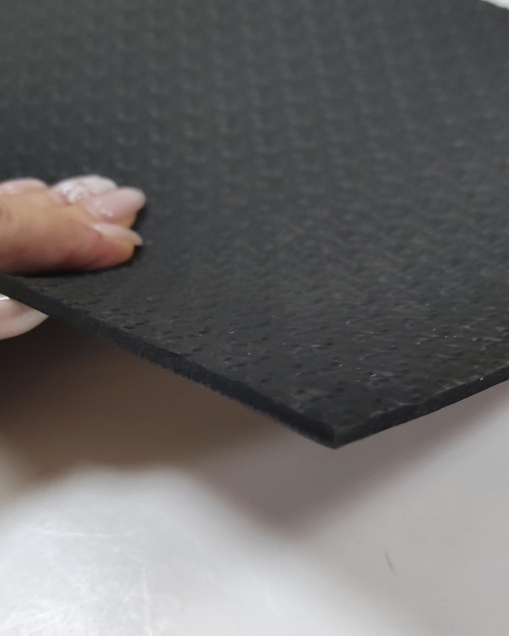 Микропористая резина для тапочек 3мм Черная