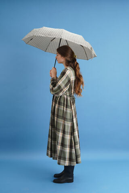 Платье оверсайз "жабо без жабо" с длинным рукавом, пыльно-зеленая клетка