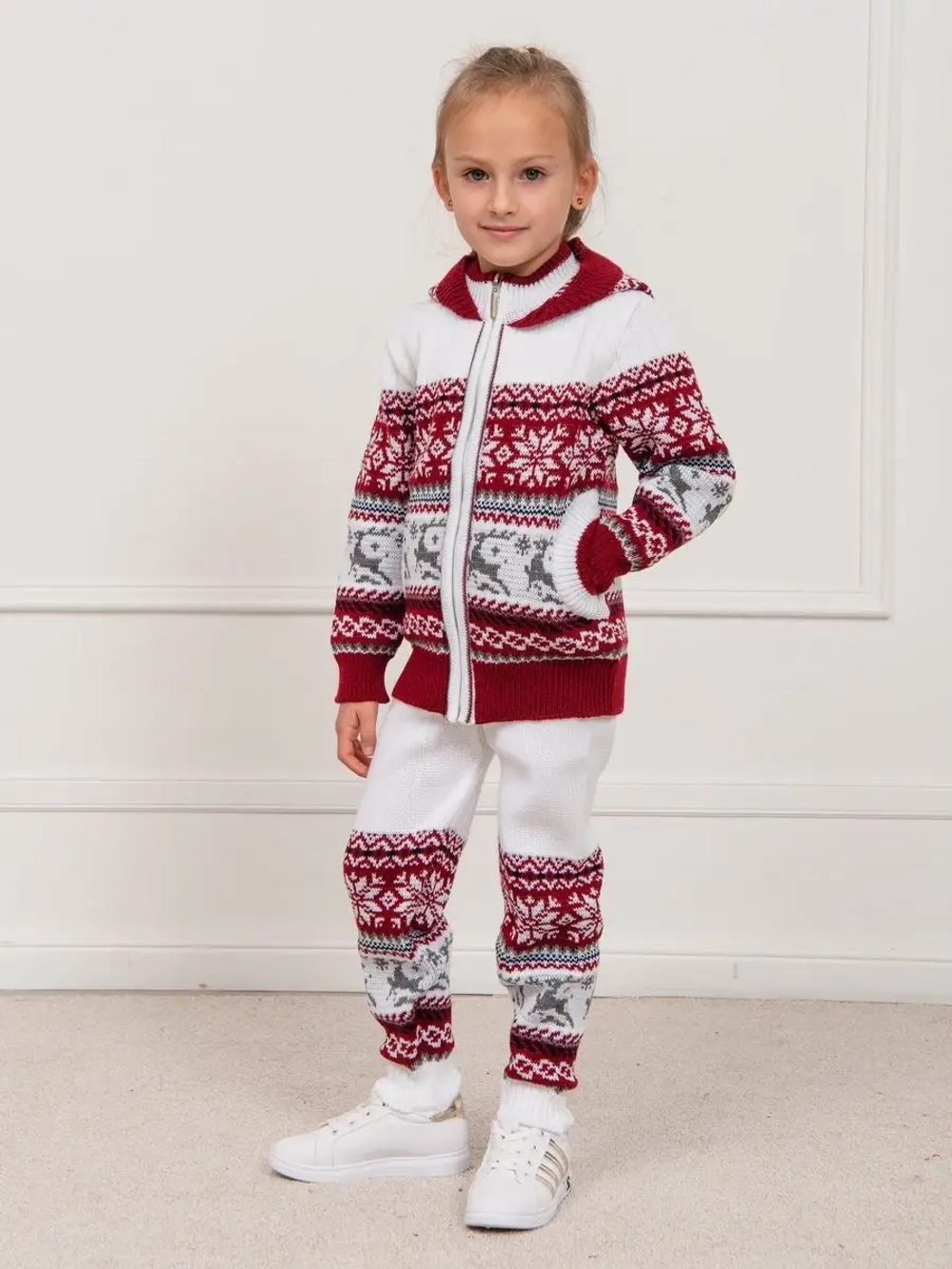 Кофта вязаная на молнии