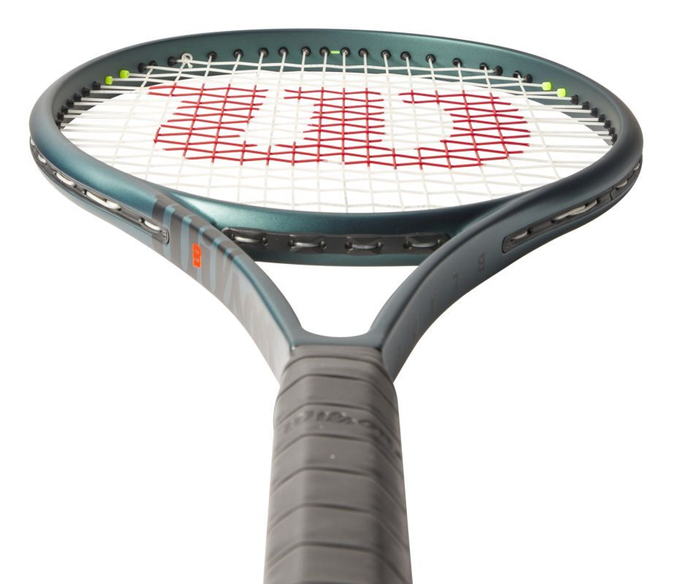 Теннисная ракетка Wilson Blade 100UL V9.0