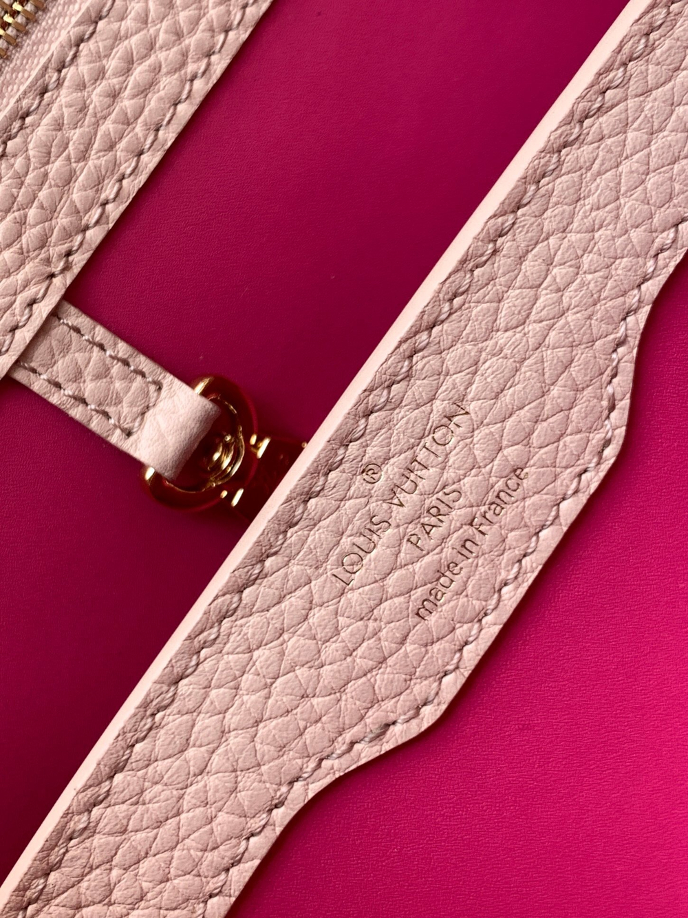 Louis Vuitton Capucines MM