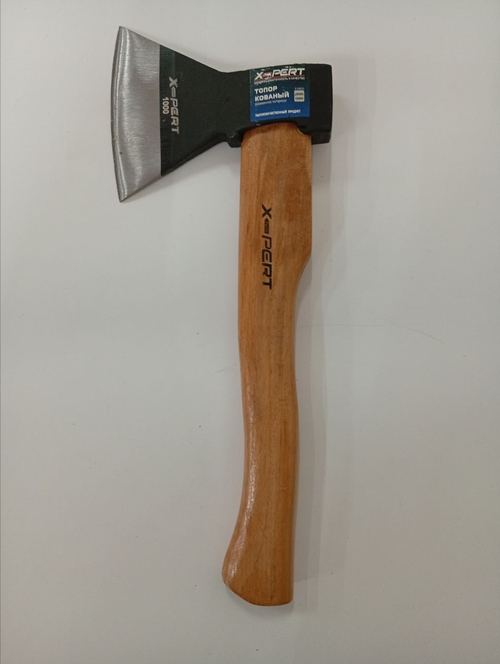 Топор с дерев. рукояткой 1000гр X-PERT