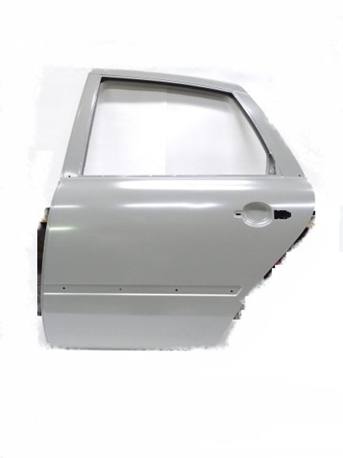 Дверь /2191 лифтбэк Cross/ задн. лев. (с отверст. под молдинг) (8450101585) (LADA)
