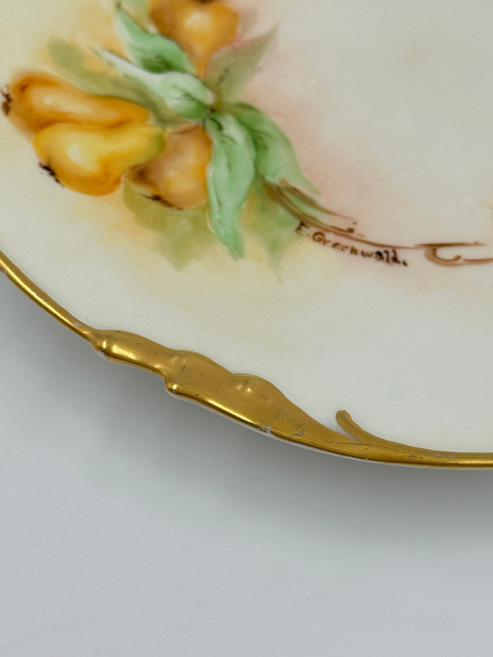 Декоративная тарелка «Груши» Jean Pouyat Limoges