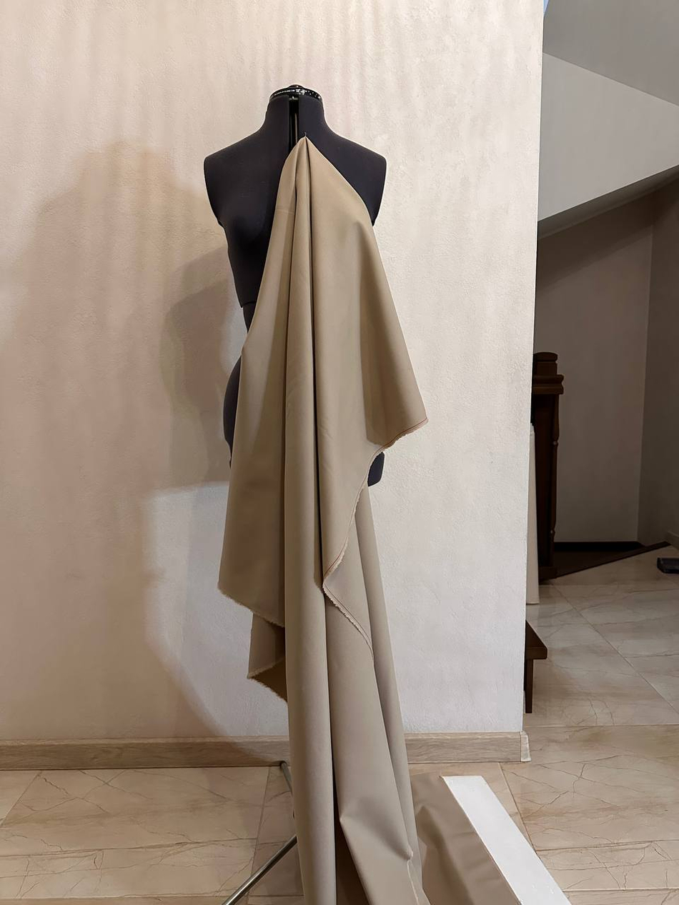 Костюмно-плательный однотонный шерстяной габардин с эластаном (L.Piana, 95%шерсть/5%эластан, Песок Тосканы, 139, 300 гр/м2)
