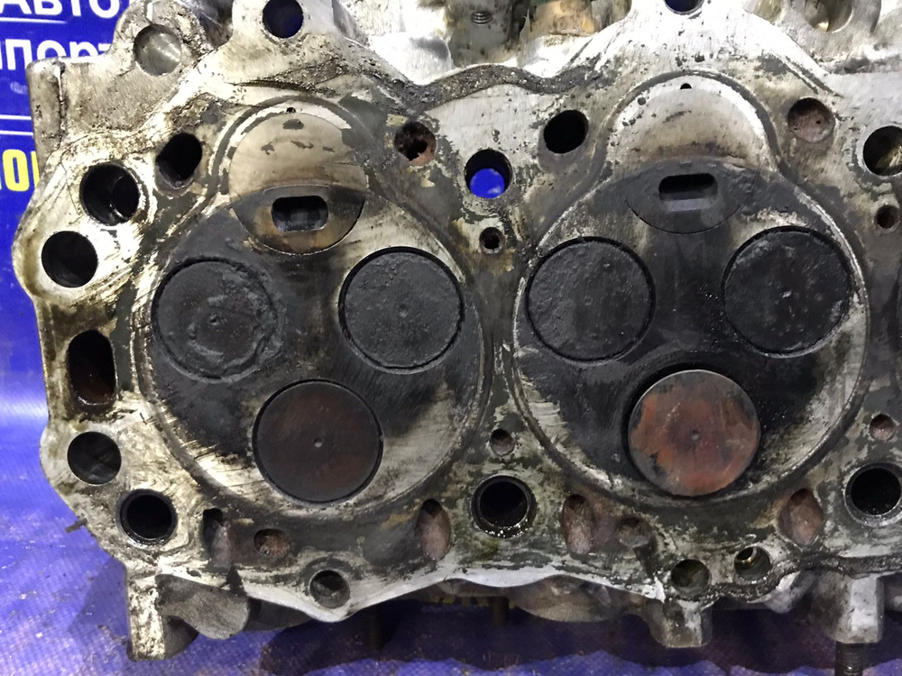 Головка блока цилиндров MAZDA MPV 1997