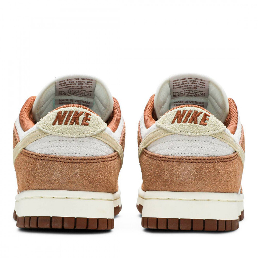 Nike Dunk Low Premium Medium Curry