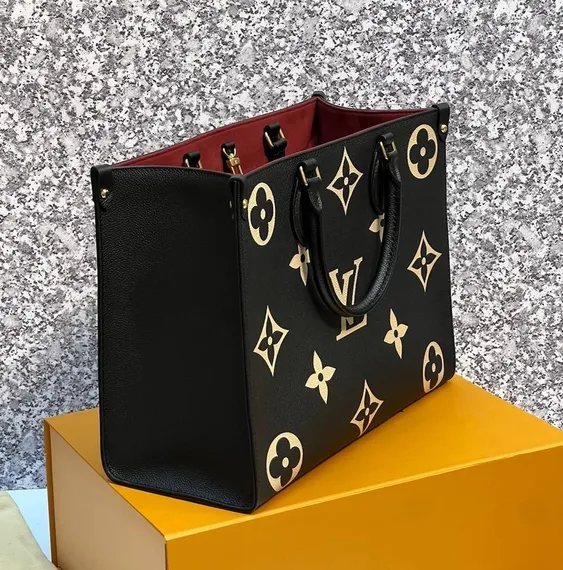 Сумка Louis Vuitton Onthego черный/бежевый