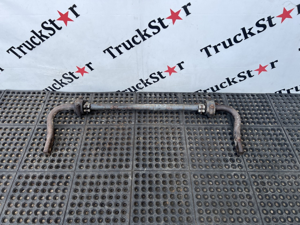 Стабилизатор передний