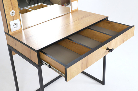 Трюмо Ивару Берген 2