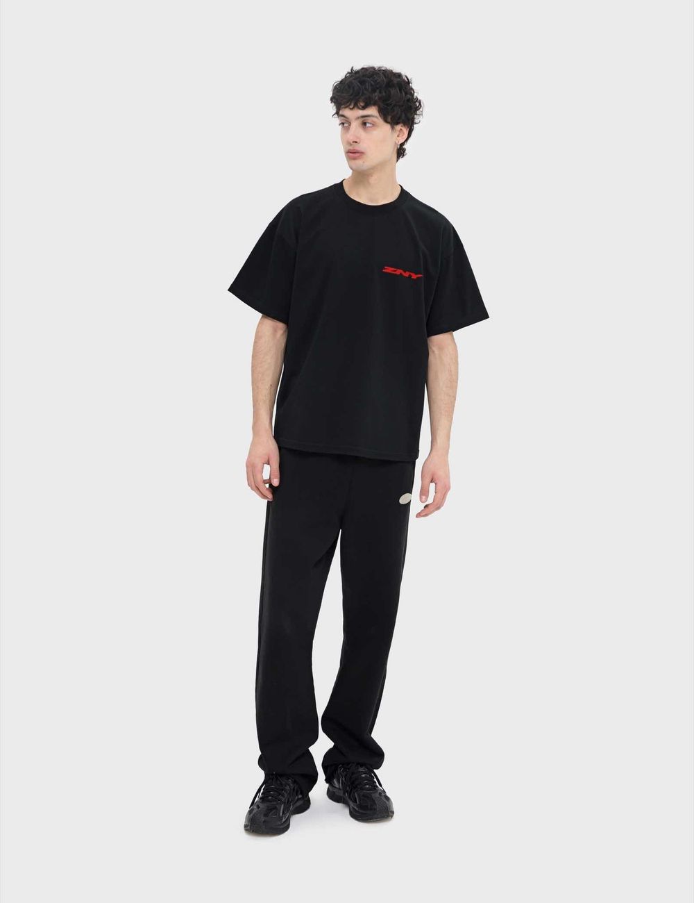 Футболка ZNY OVERWHELMED SS22 Черная