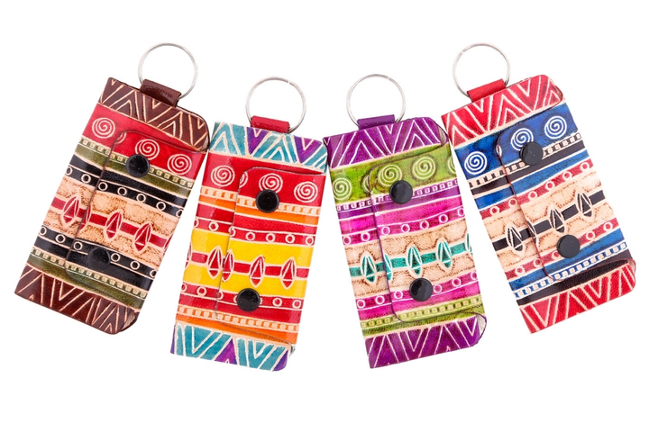 Футляр для ключей (Ключница) на замке, цвет зеленый, Спирали, натуральная кожа, ручной принт 14х1х6 см