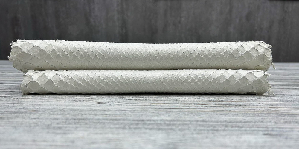 Praga Matt Snow (0,8-1,0 мм), натуральная кожа питона