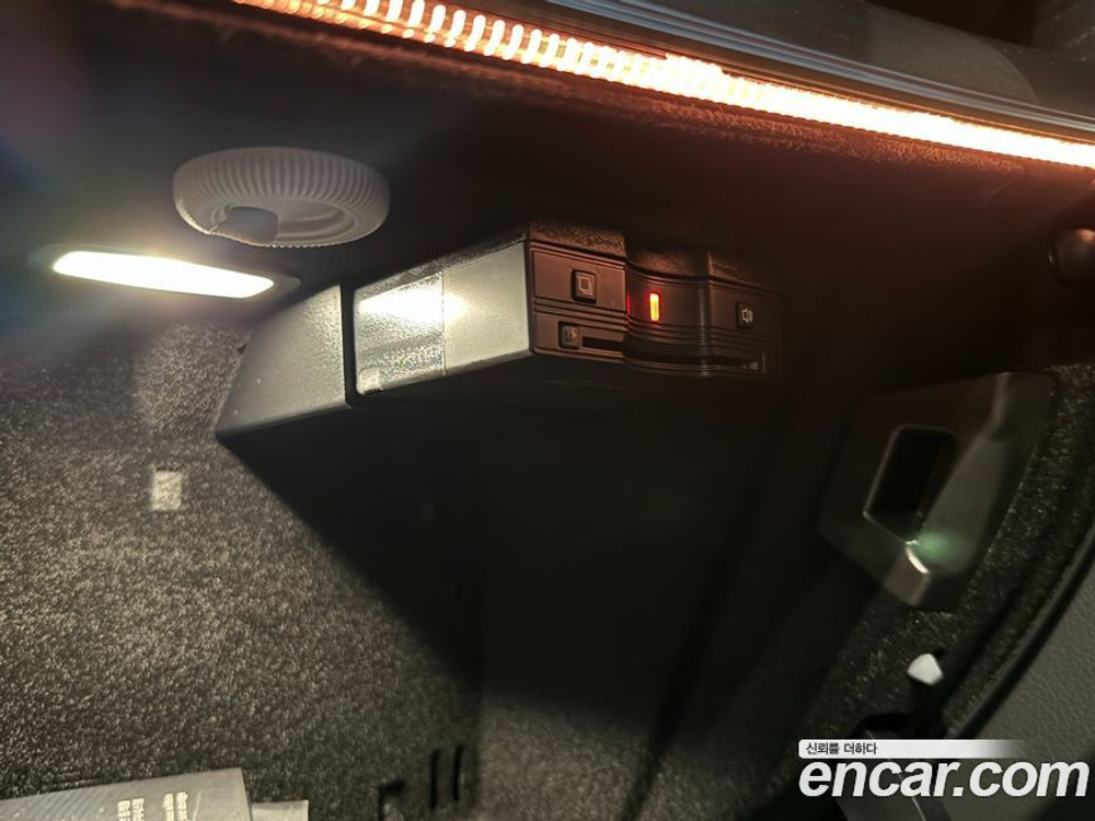 Mercedes-Benz E-Class W213 E300 Avangarde (03.2020)