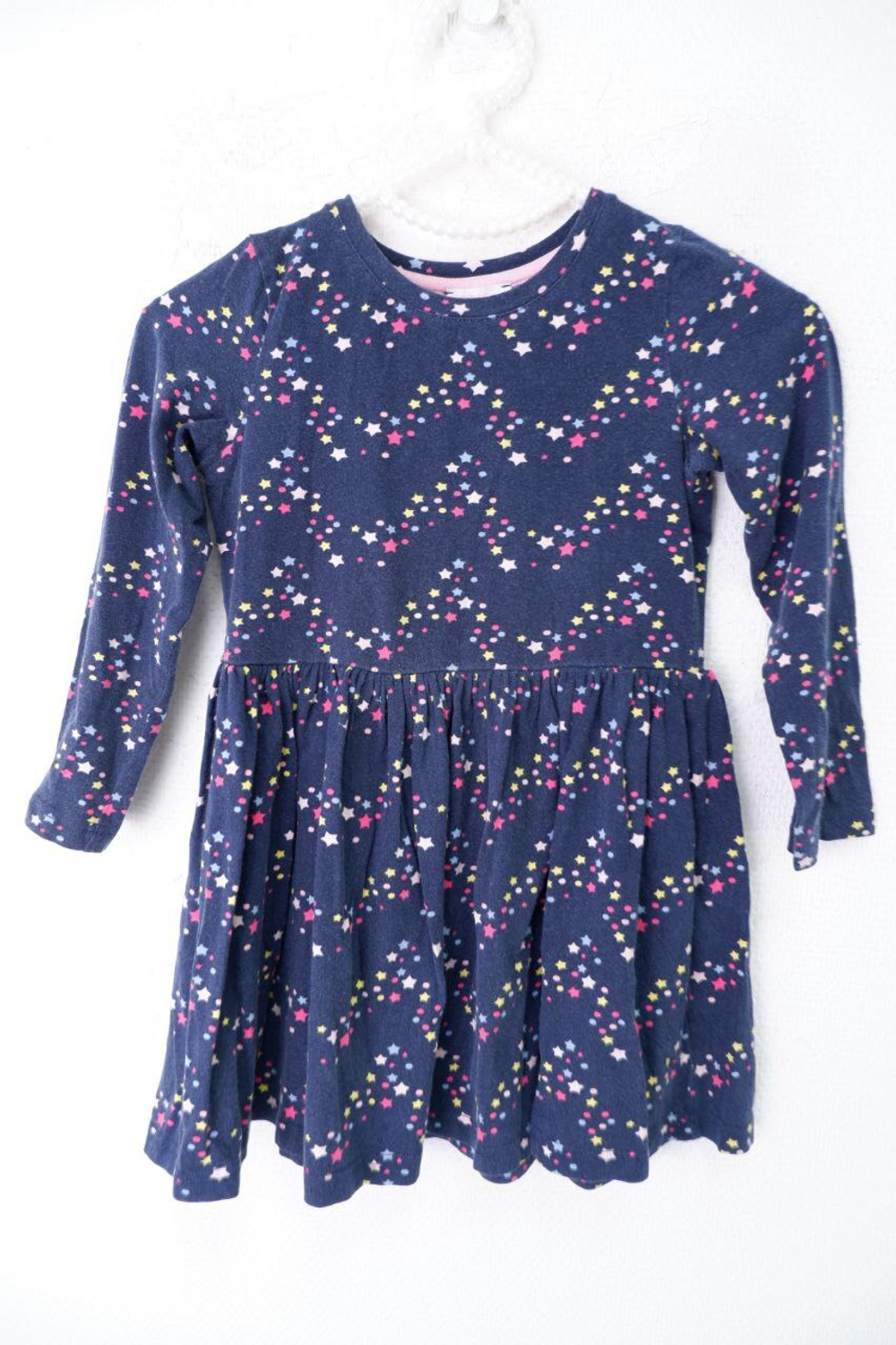 Платье Modis со звездами на 6 лет