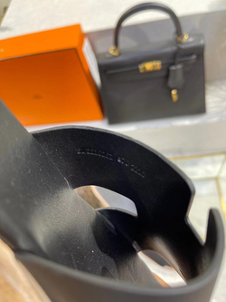 Сабо на танкетке Hermes