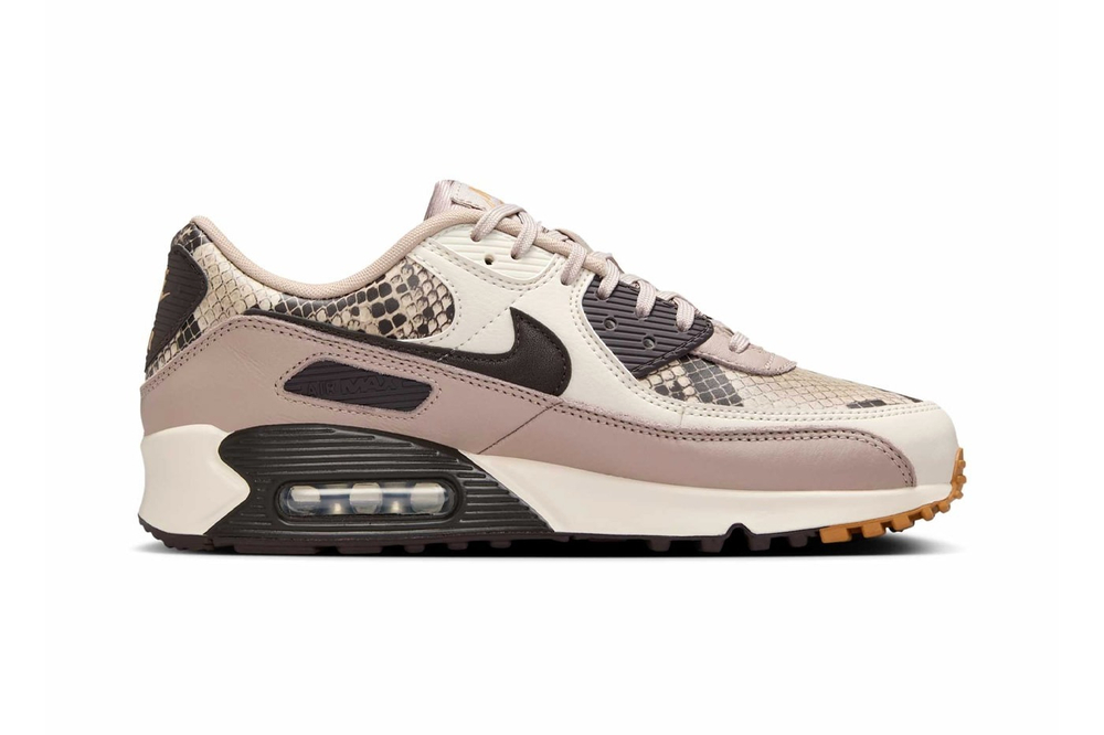 Кроссовки женские NIKE W AIR MAX 90 AMD