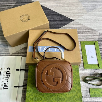 Gucci Blondie Top Handle Bag 17 cm