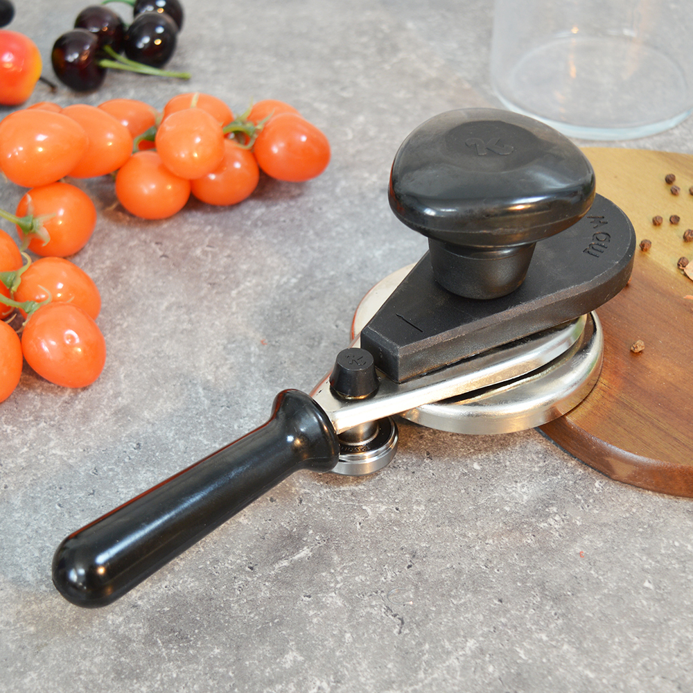 Машинка закаточная для консервирования автомат МЗА 1-2 Кредмаш