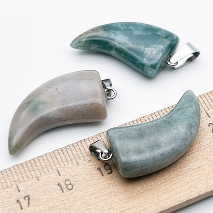 Подвеска Клык, халцедон, размер 26*14 мм, цена за 1 шт