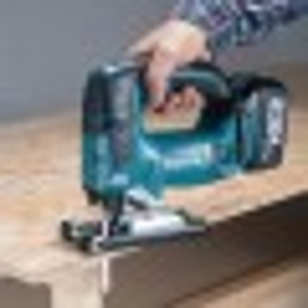 Лобзик аккумуляторный MAKITA DJV 182 RT бесщеточный DJV182RT