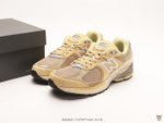 Кроссовки New Balance 2002R