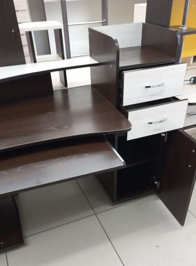 Стол письменный МАКЛИН правый