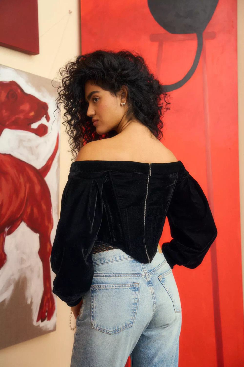 Бархатный корсет с розой