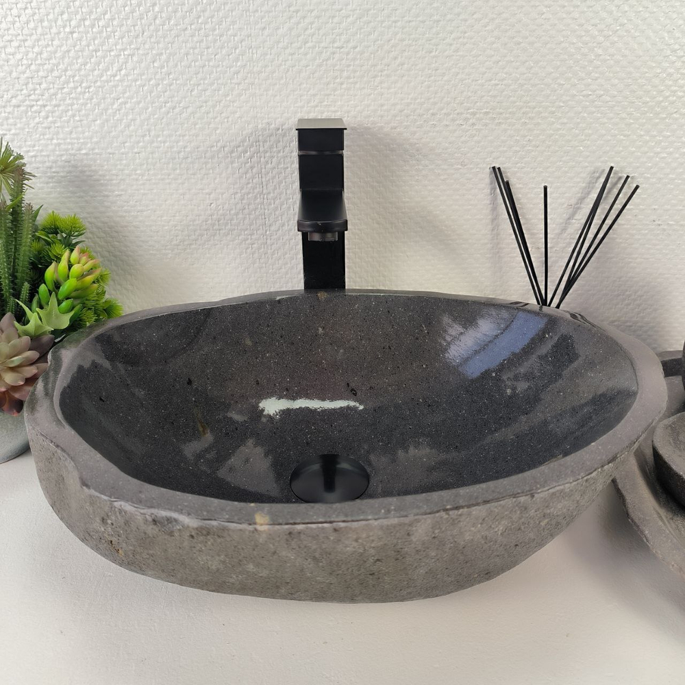 Раковина из речного камня RS-64878 47*36*14 0856