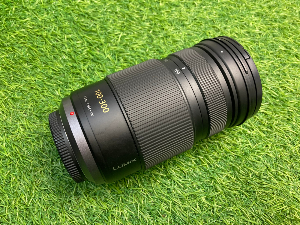 Panasonic 100-300mm 4.0-5.6 O.I.S. Lumix G Vario