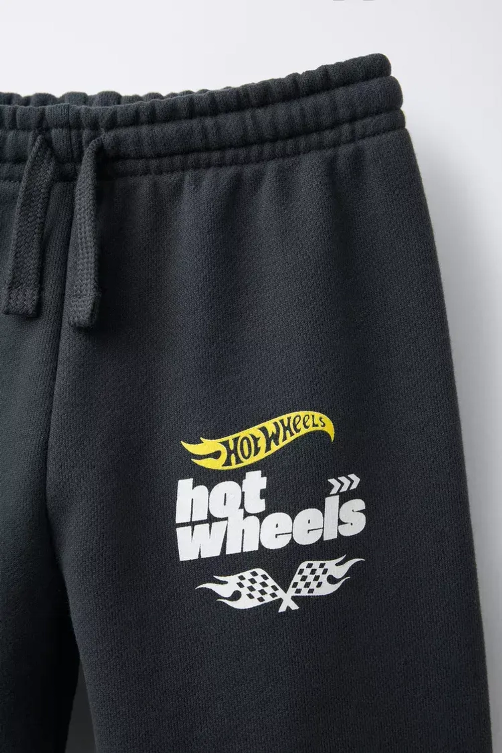 ZARA БРЮКИ-ДЖОГГЕРЫ С ПРИНТОМ HOT WHEELS ™ MATTEL, АНТРАЦИТОВО-СЕРЫЙ