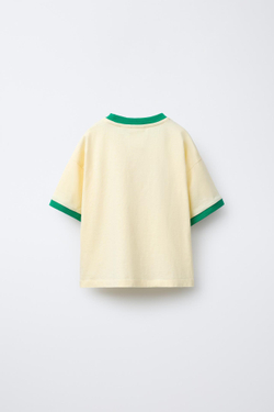 ZARA ФУТБОЛКА С КОНТРАСТНЫМИ КРОМКАМИ И НАДПИСЬЮ, СВЕТЛО-ЖЕЛТЫЙ